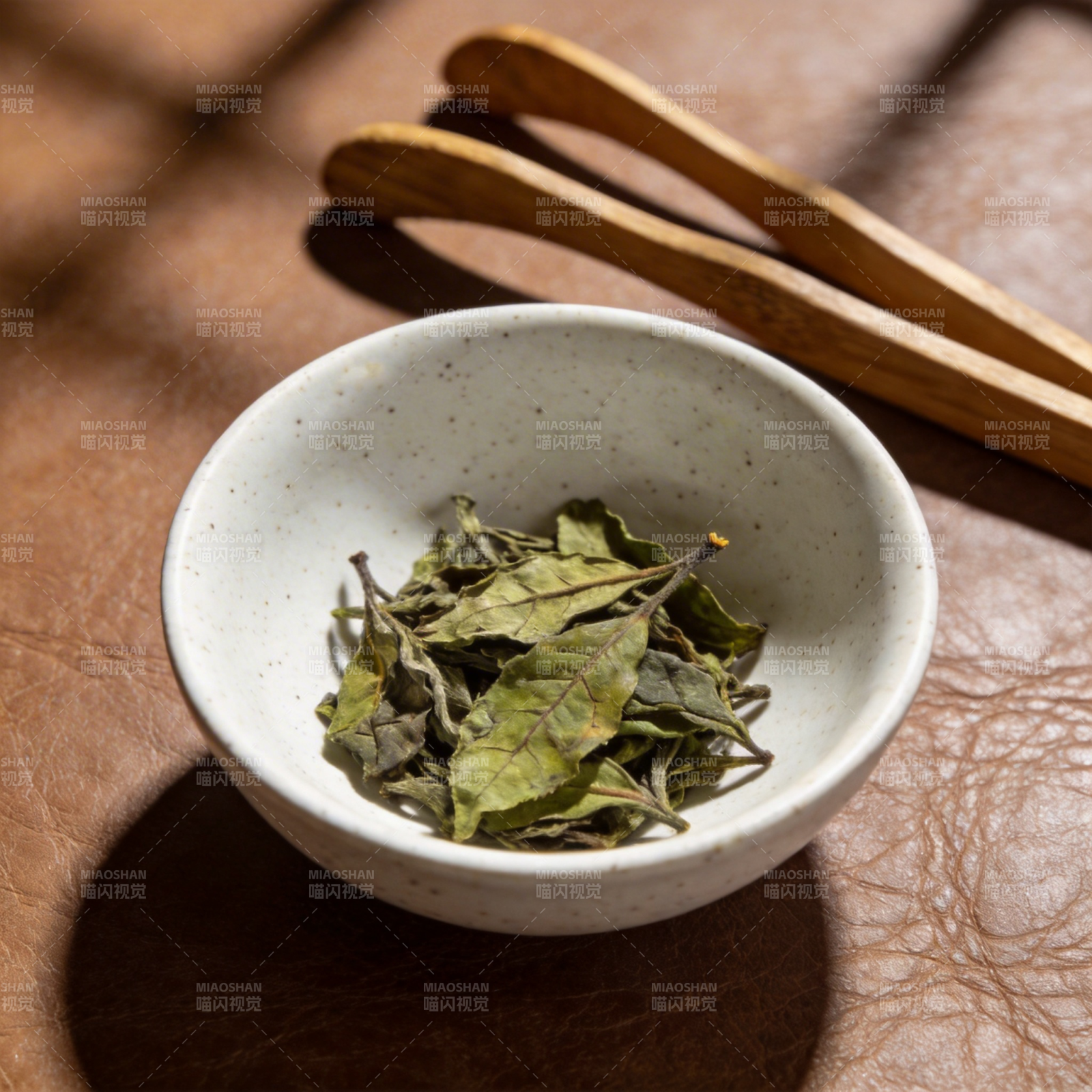 茶香四溢 静享片刻图片