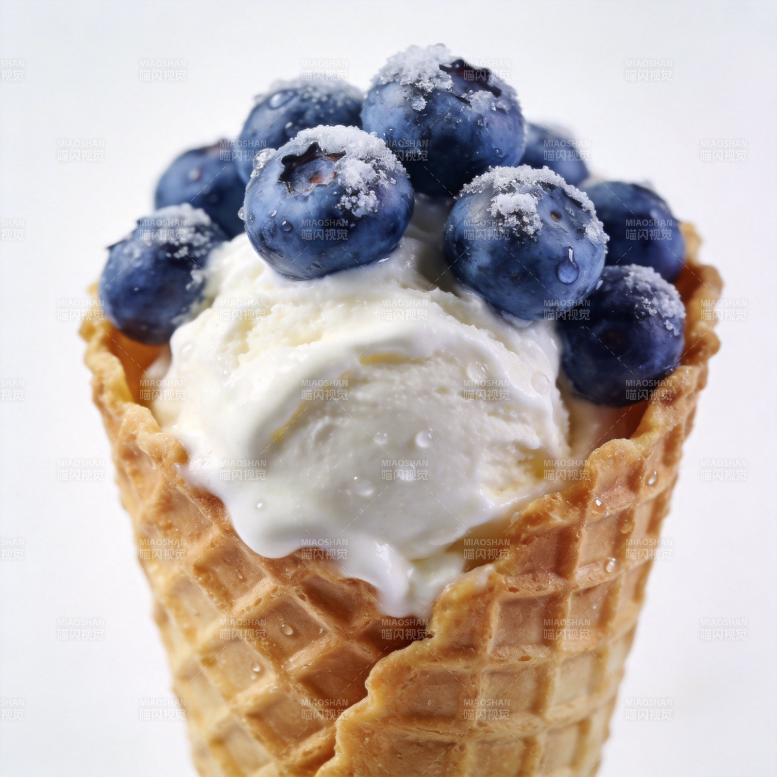 蓝莓冰淇淋图片