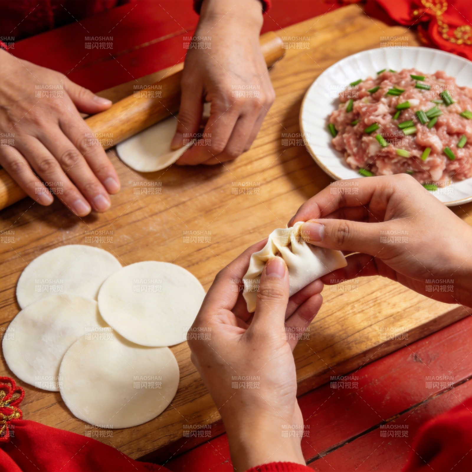 包饺子迎新春图片