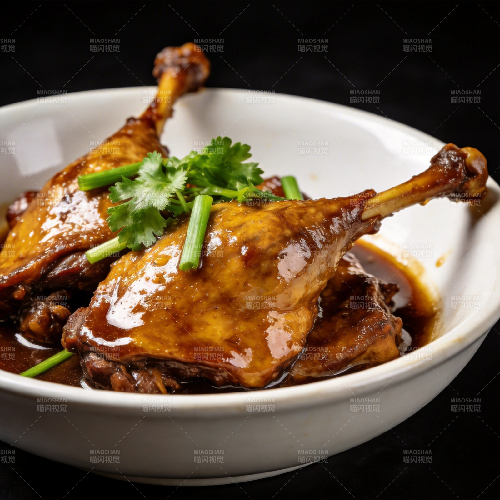 酱鸭腿 香嫩入味图片