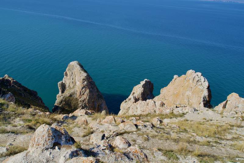 贝加尔湖奇石图片