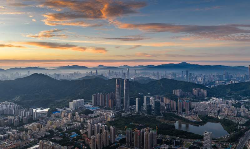 城市晨曦山河画卷图片