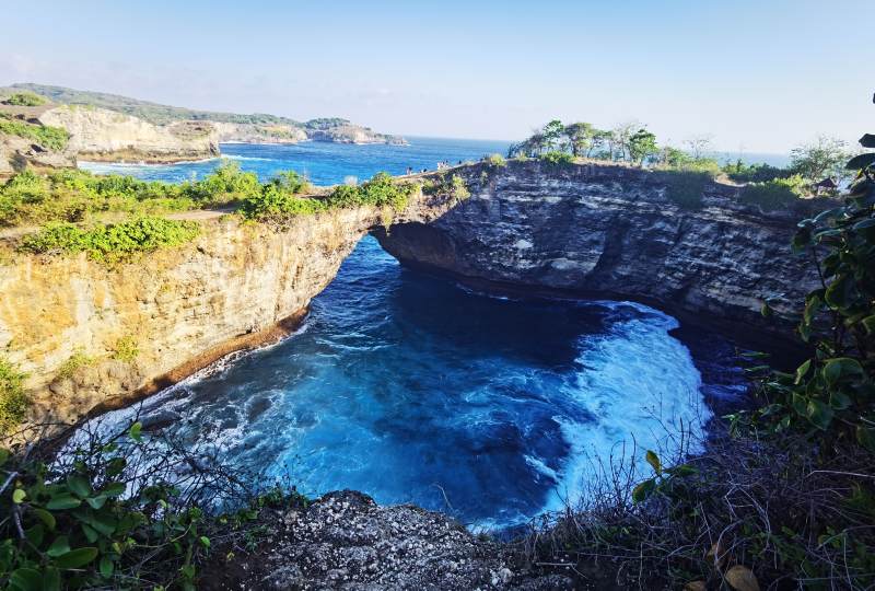 悬崖碧海奇观-巴厘岛图片