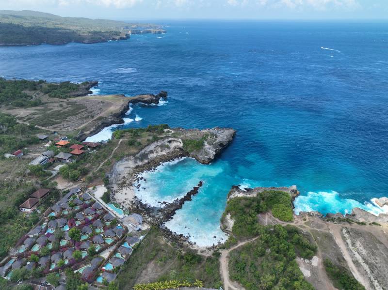 碧海蓝天海岸风光图片