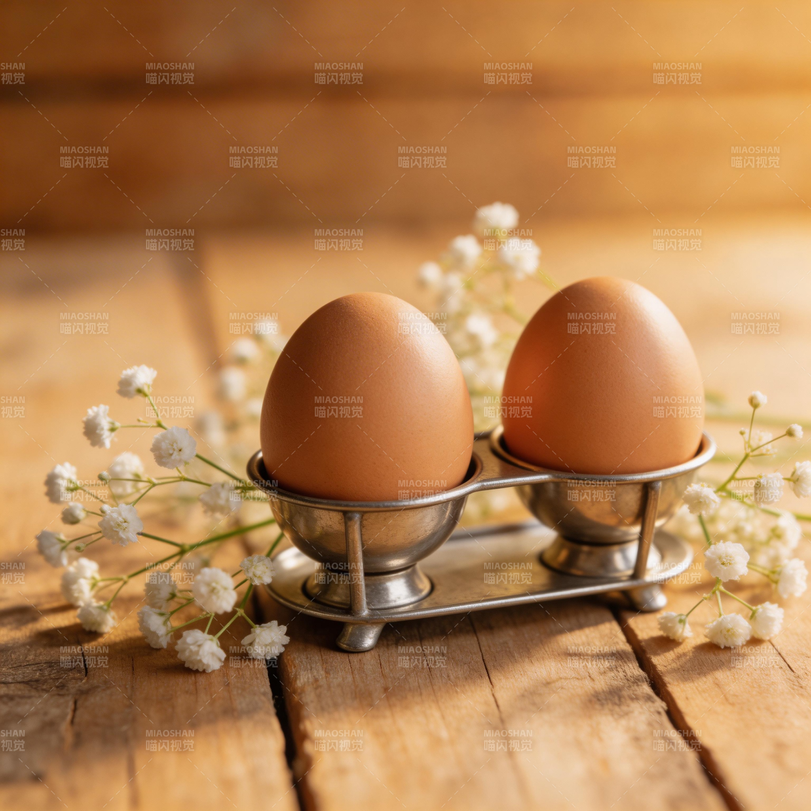 蛋与花的静谧时光图片