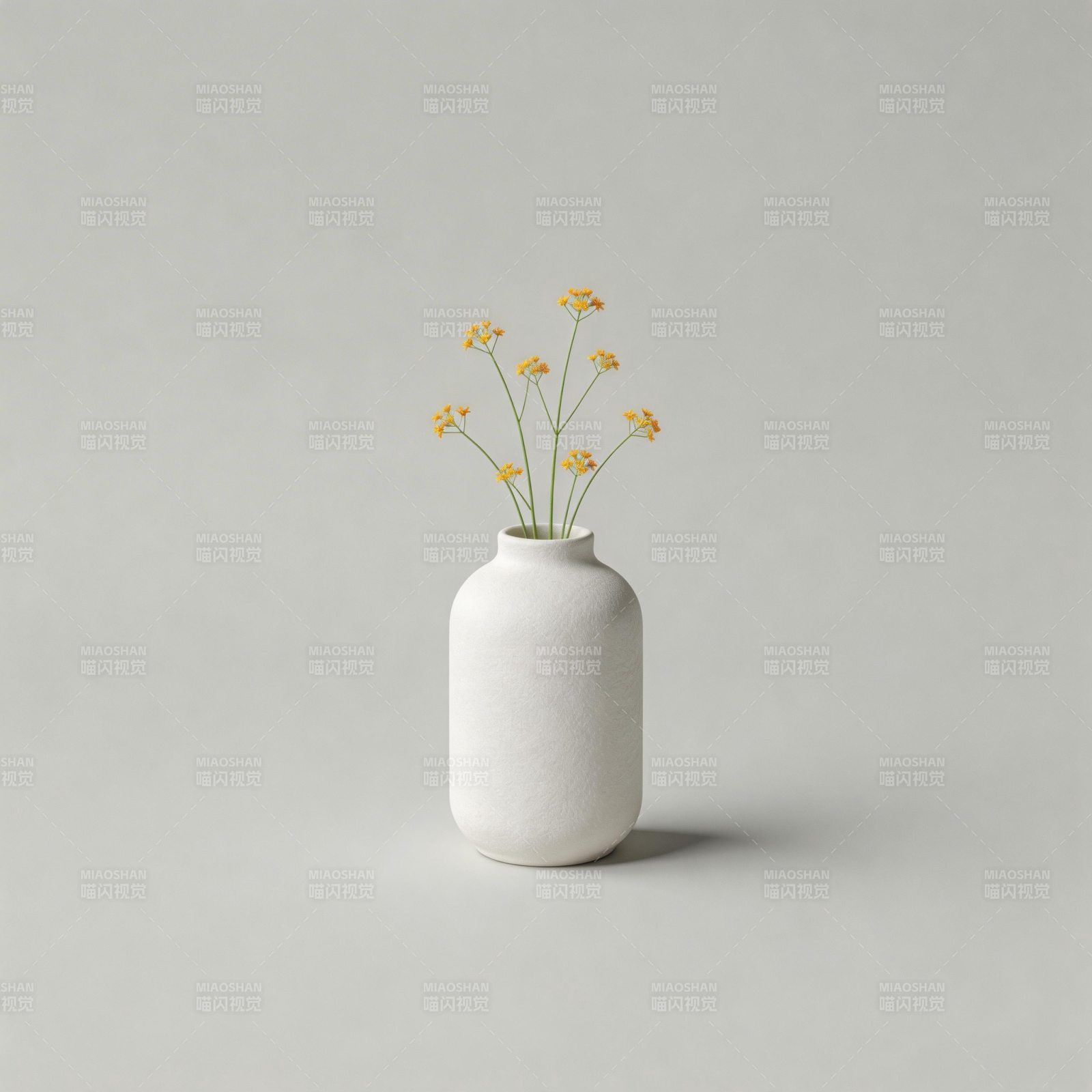 素雅花瓶静物图片