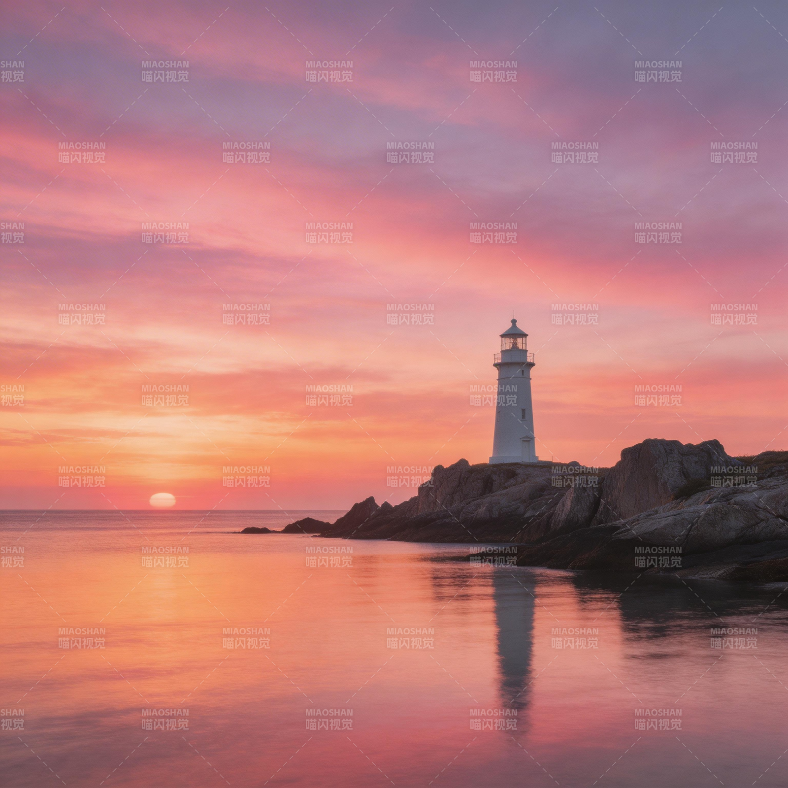 灯塔映霞光图片