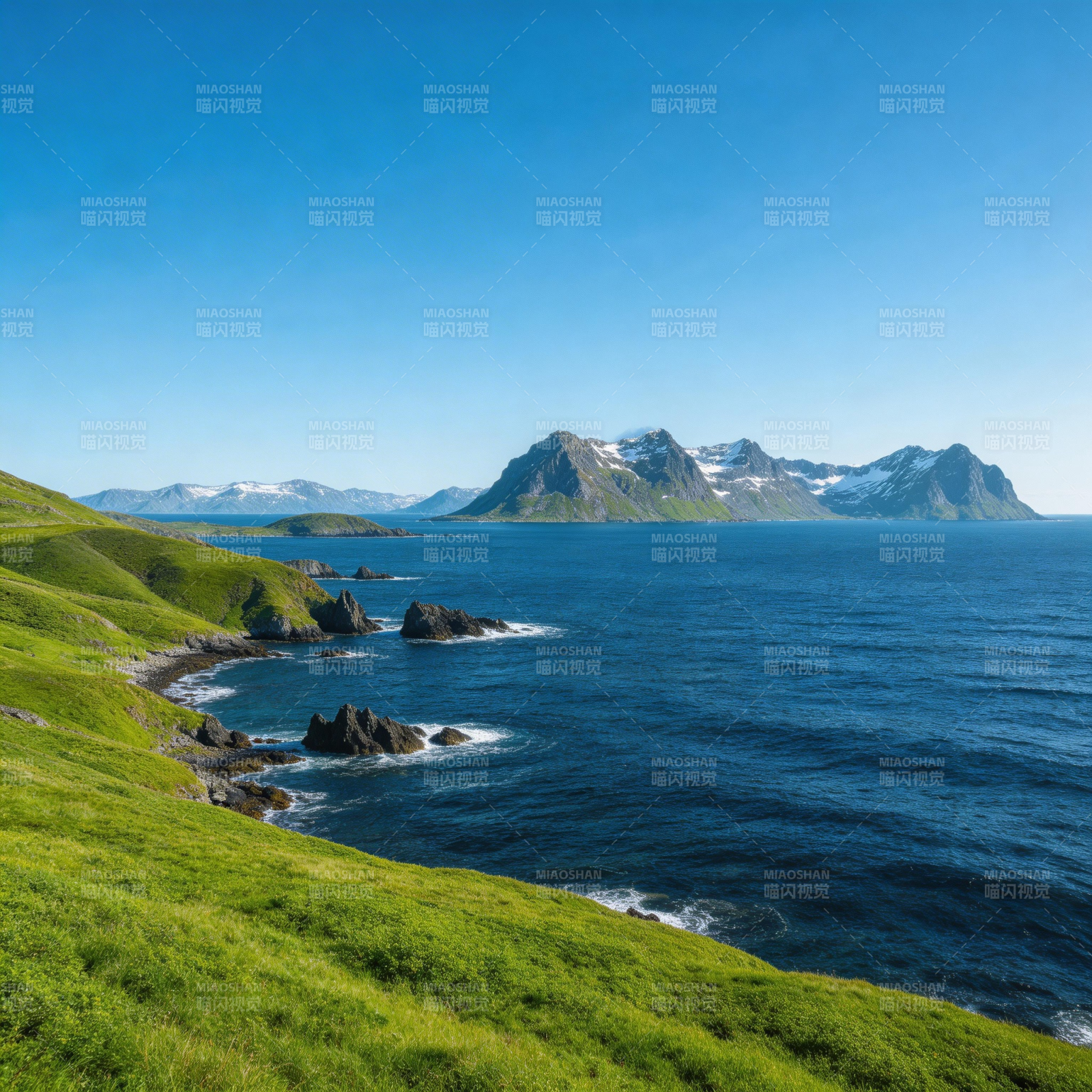 碧海青山映蓝天图片