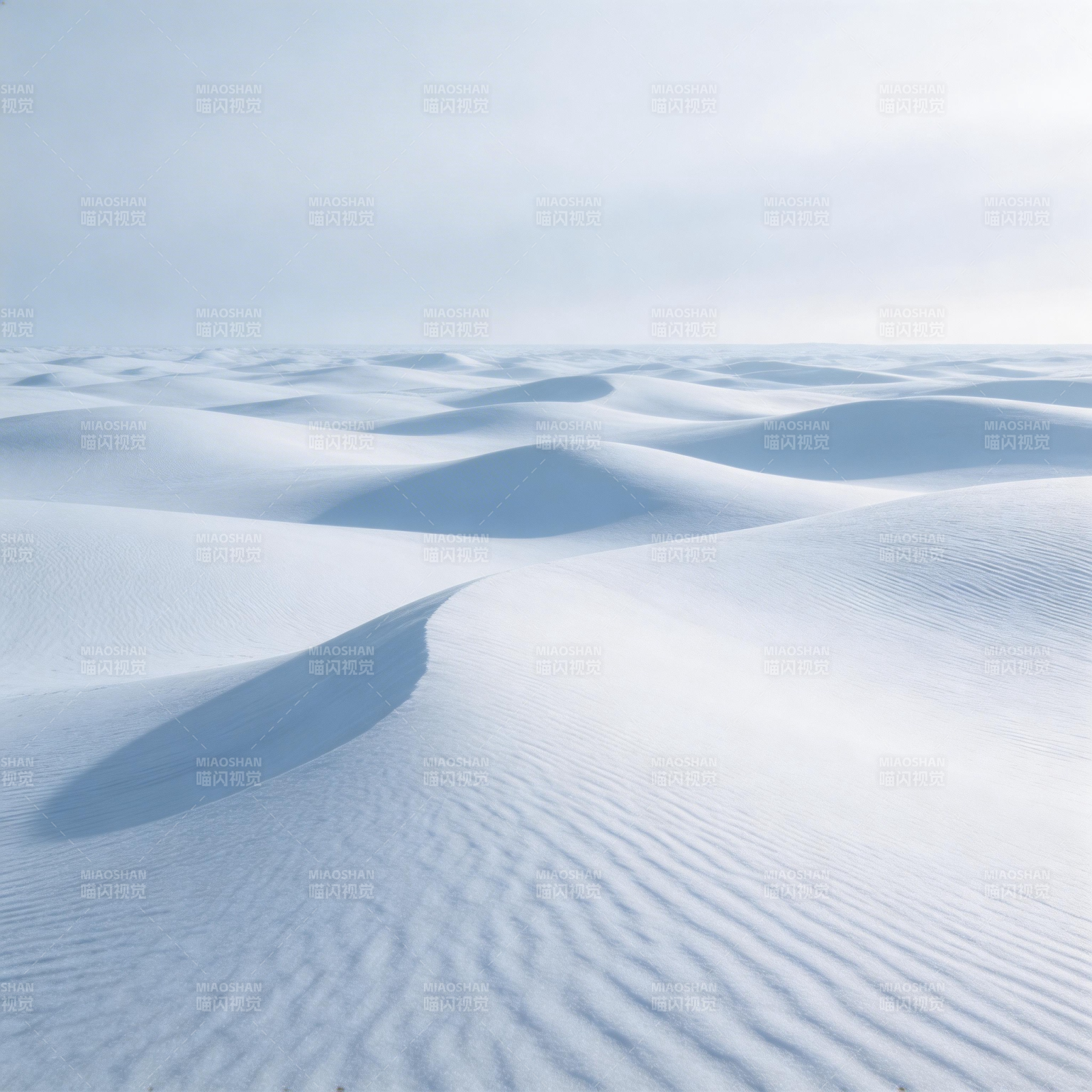 雪原起伏图片