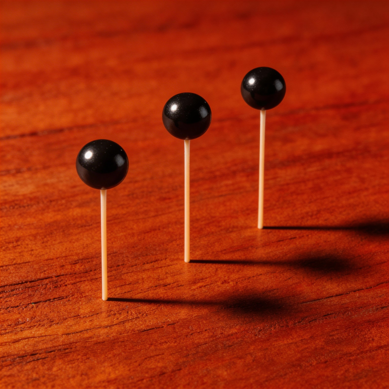 三颗黑珠牙签立图片