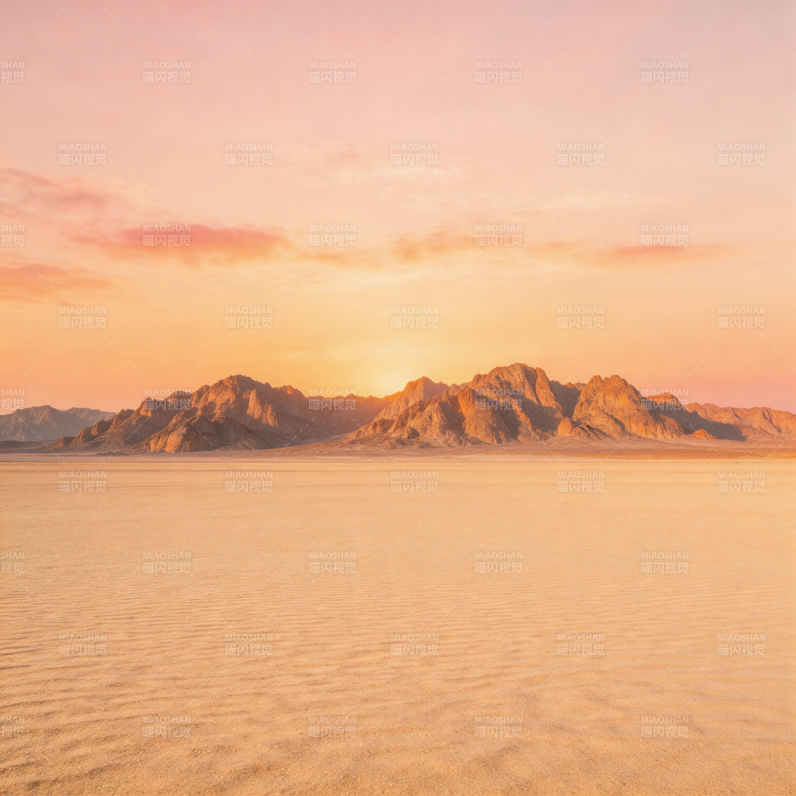 沙漠日落山影图片