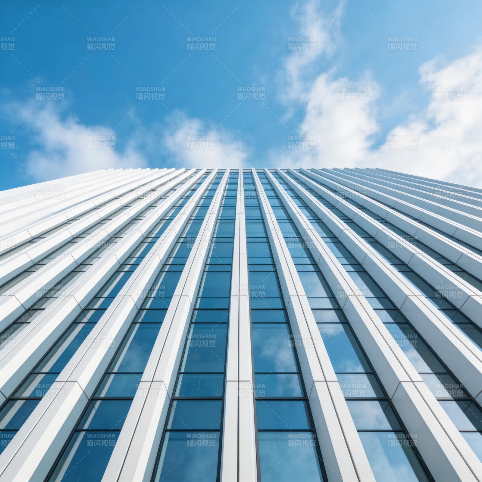 现代高楼仰视图图片