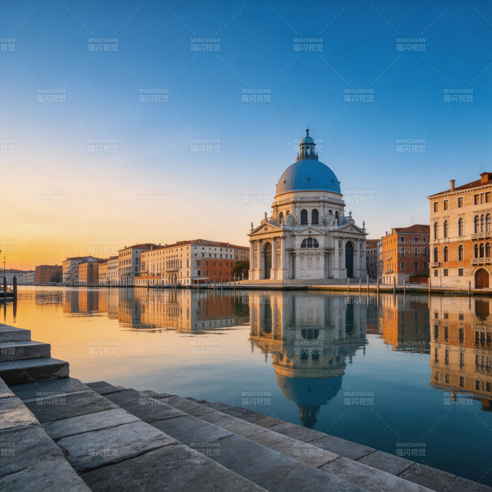 威尼斯水城晨曦图片