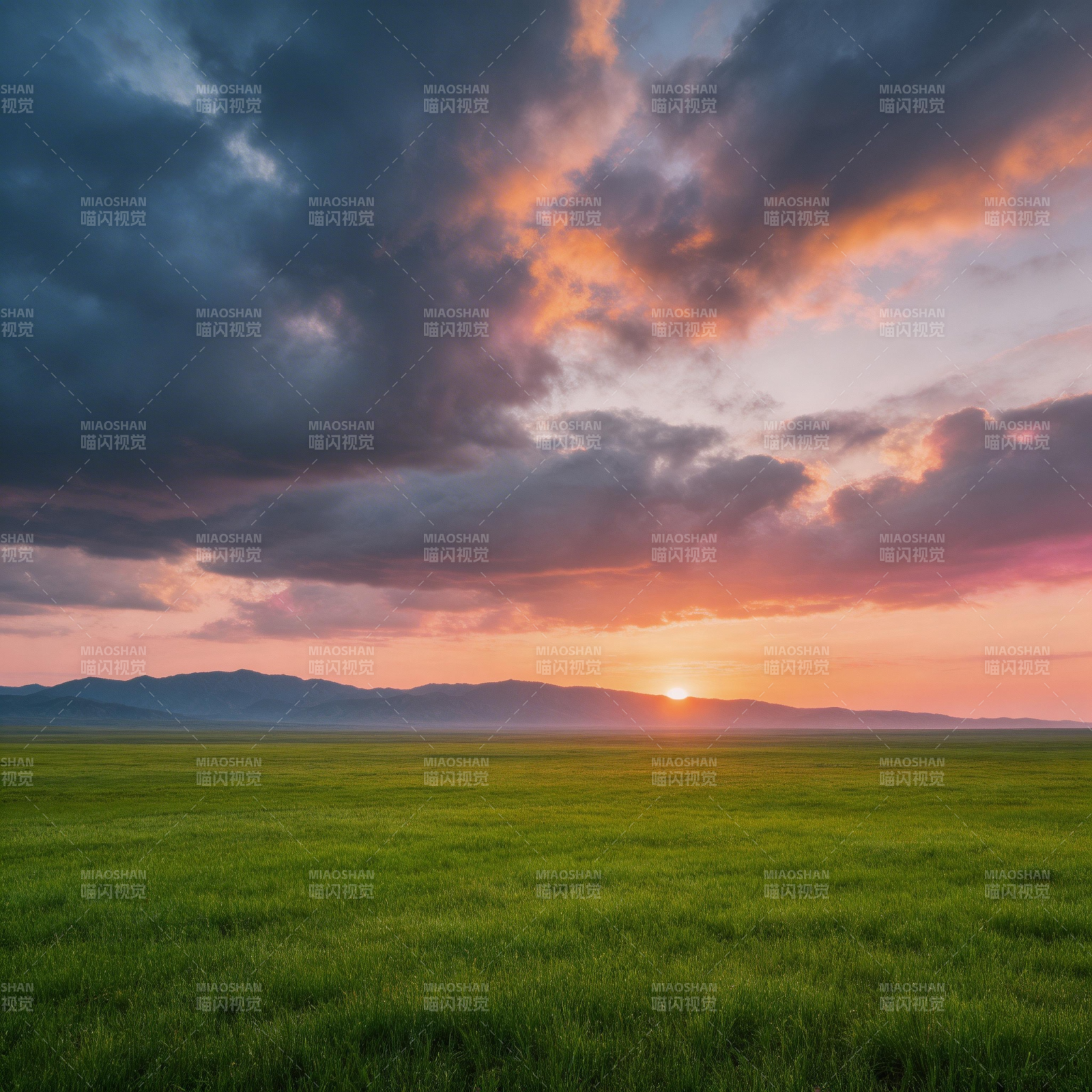 草原日落云霞图片