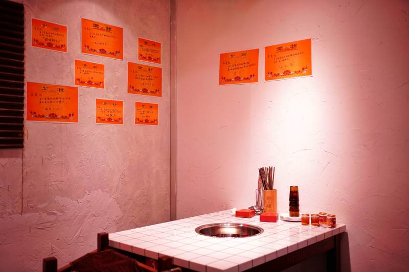 温馨小厨房一角图片