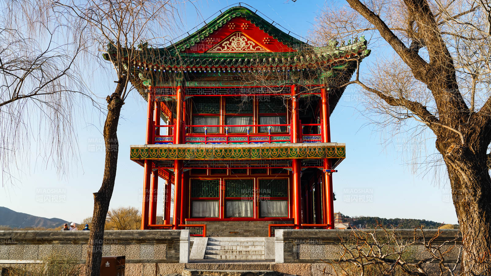 颐和园古亭春景图片