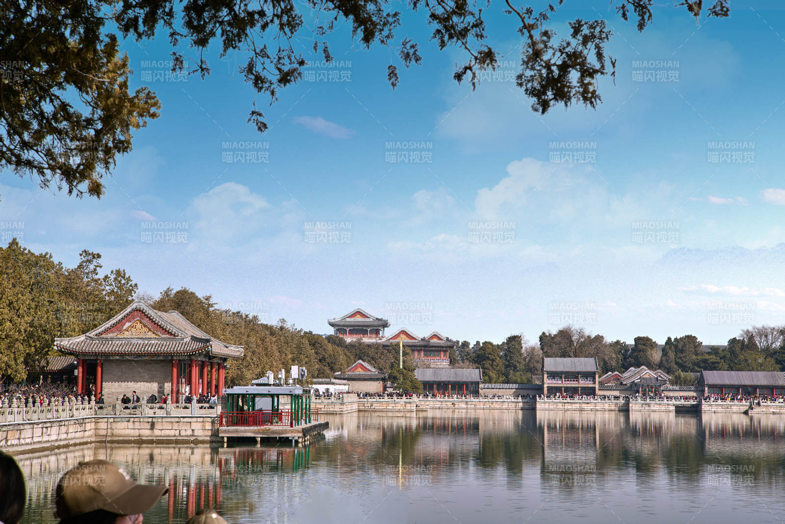 颐和园皇家园林湖景图片