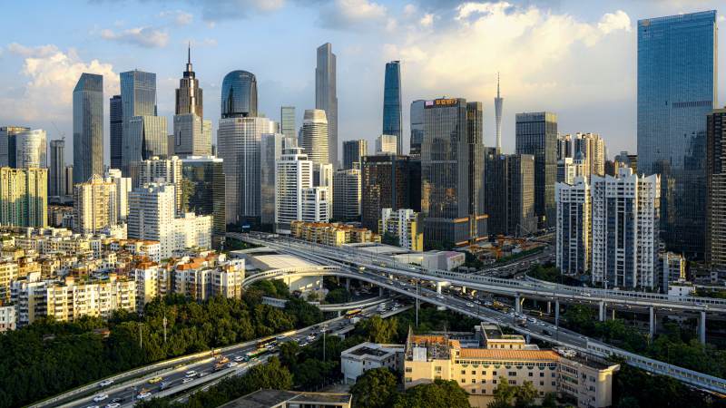 城市天际线全景图片