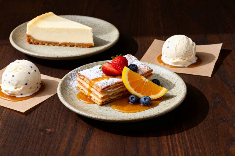 美味甜点拼盘图片