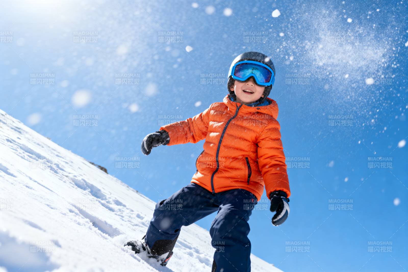 雪地滑雪乐翻天图片