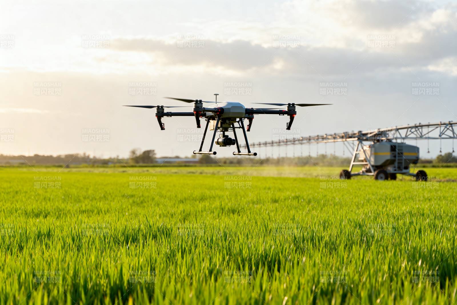 无人机农田作业图片