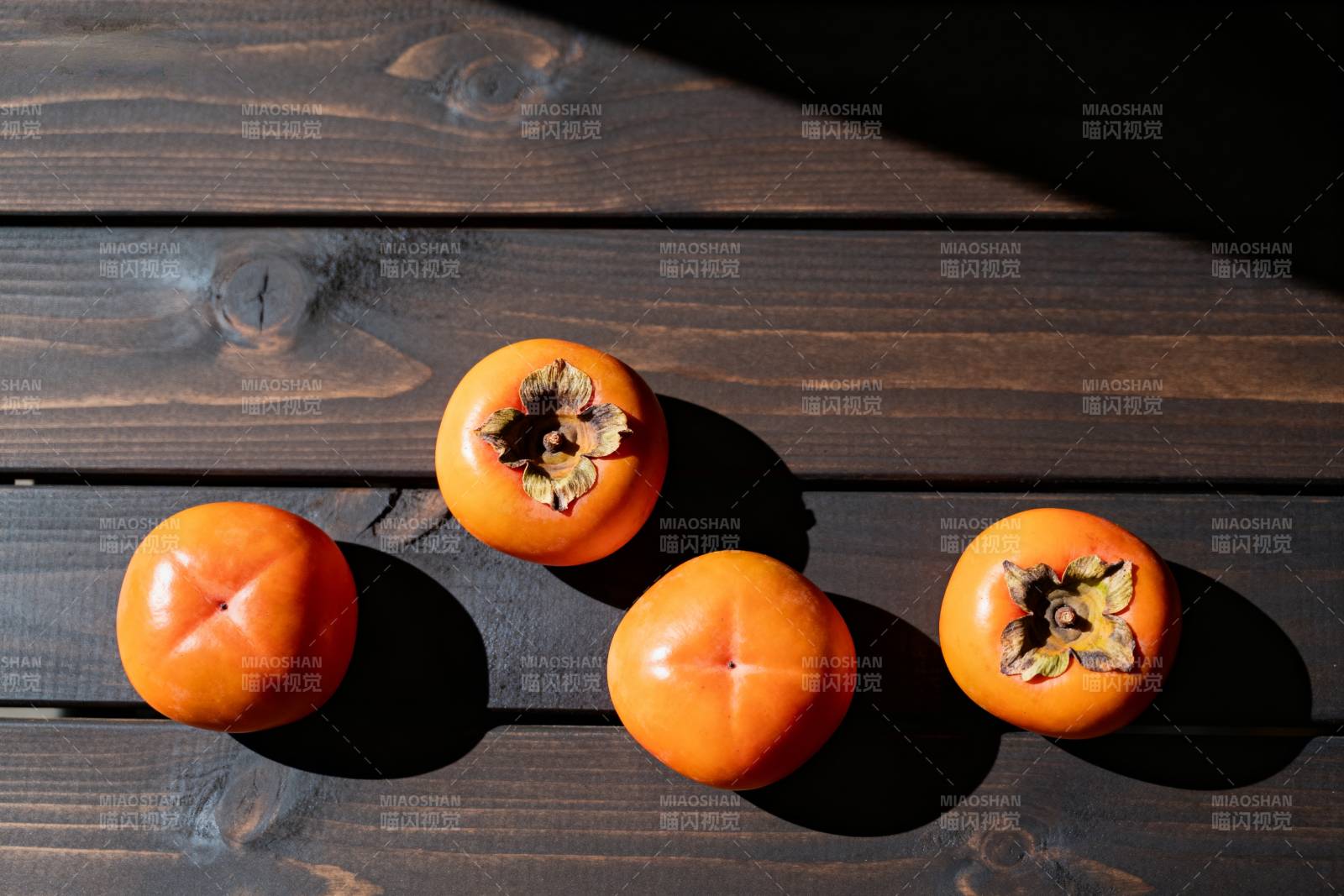 柿子静物图图片