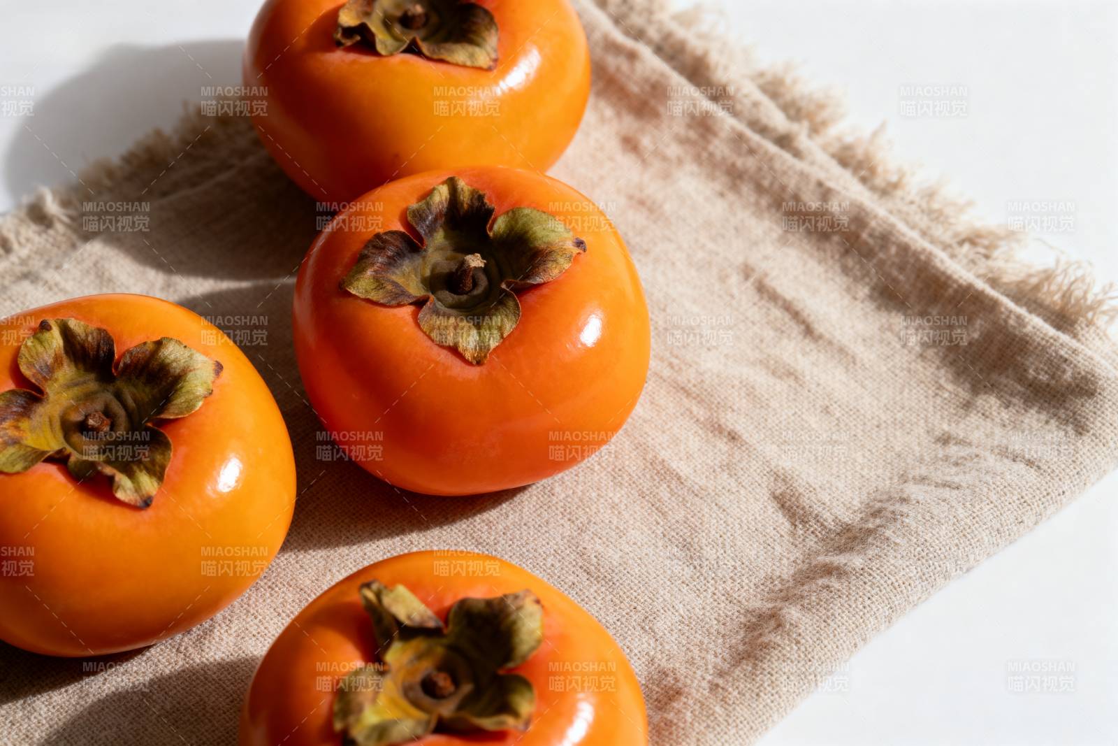 柿子静物图图片