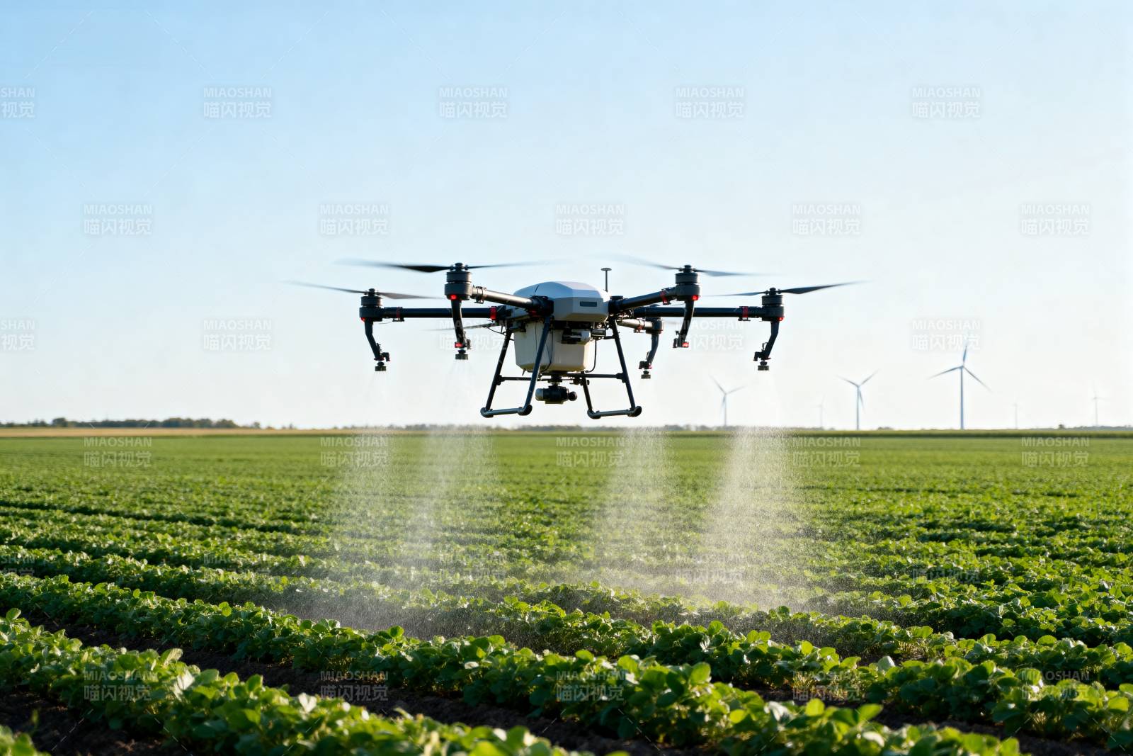 无人机农田喷洒图片