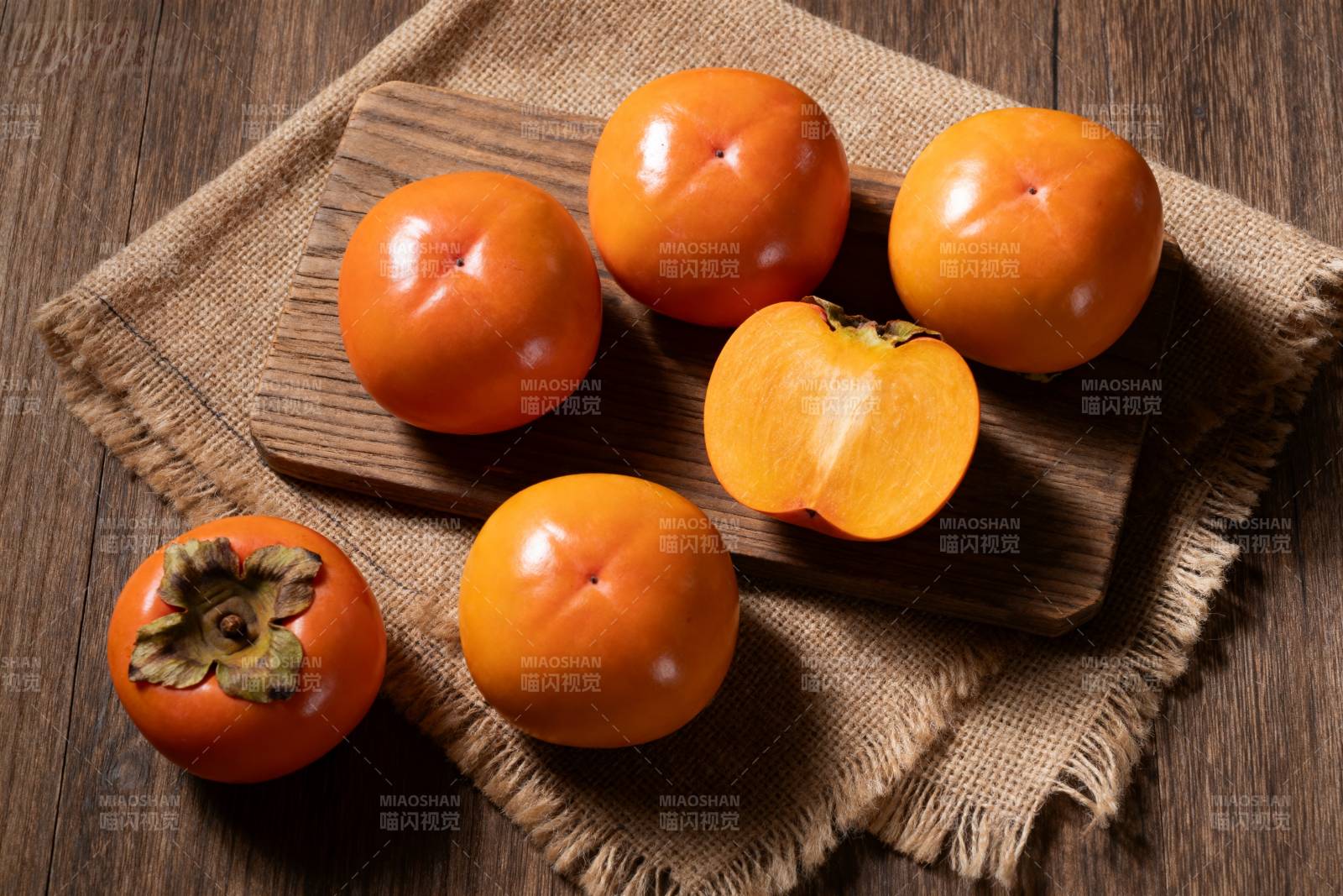 柿子静物图图片