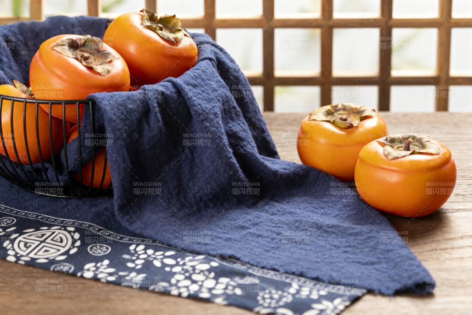 柿子静物图图片