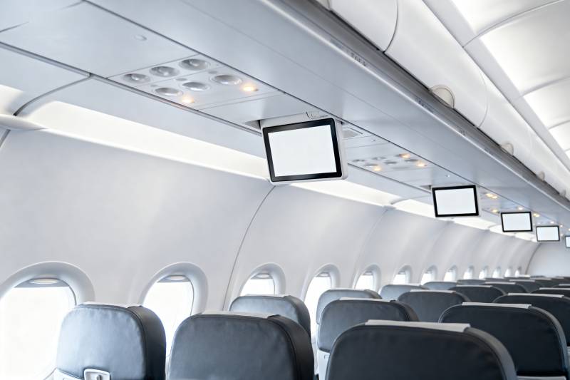 飞机客舱内部景象图片