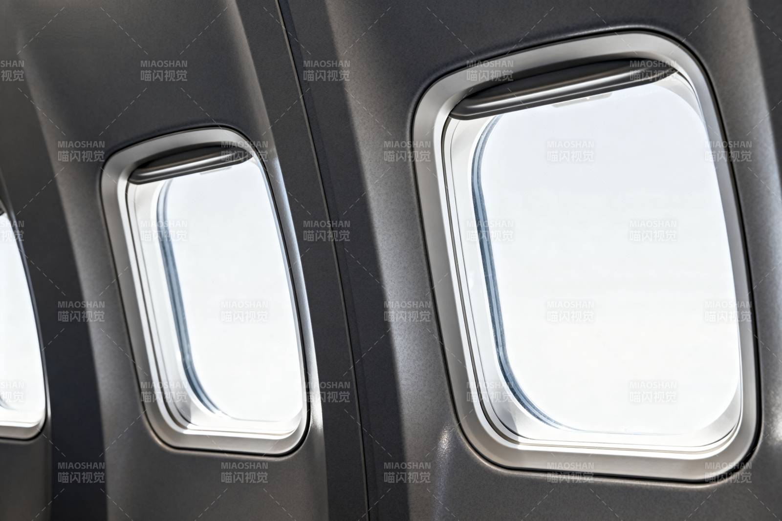 飞机舷窗特写图片