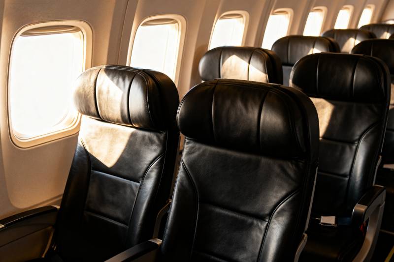 飞机客舱座椅图片