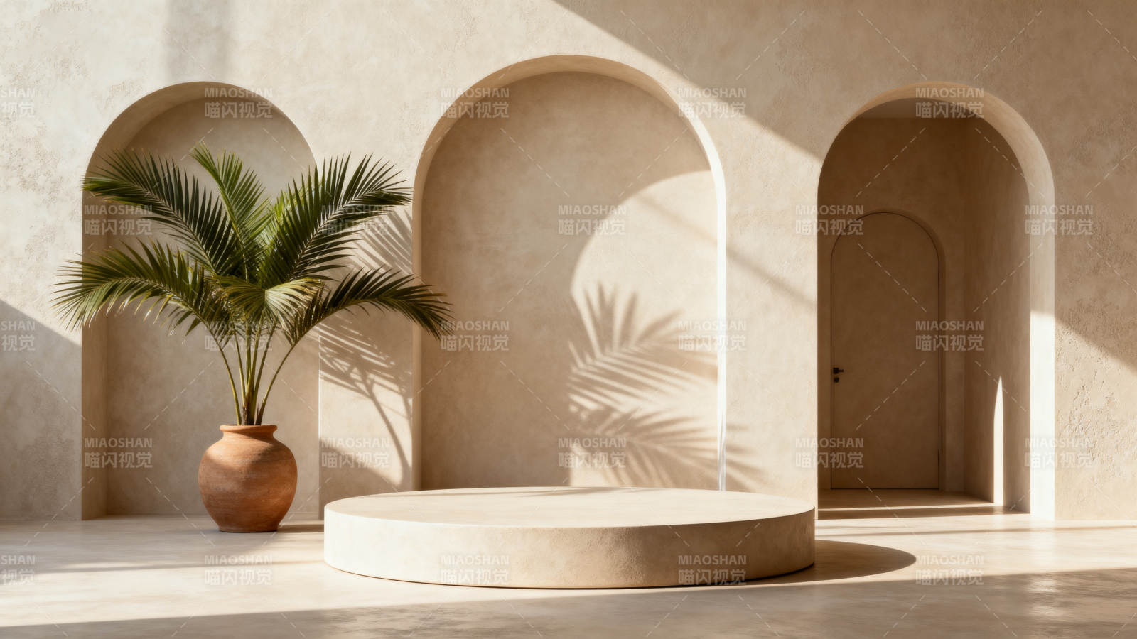 拱门光影绿植景图片