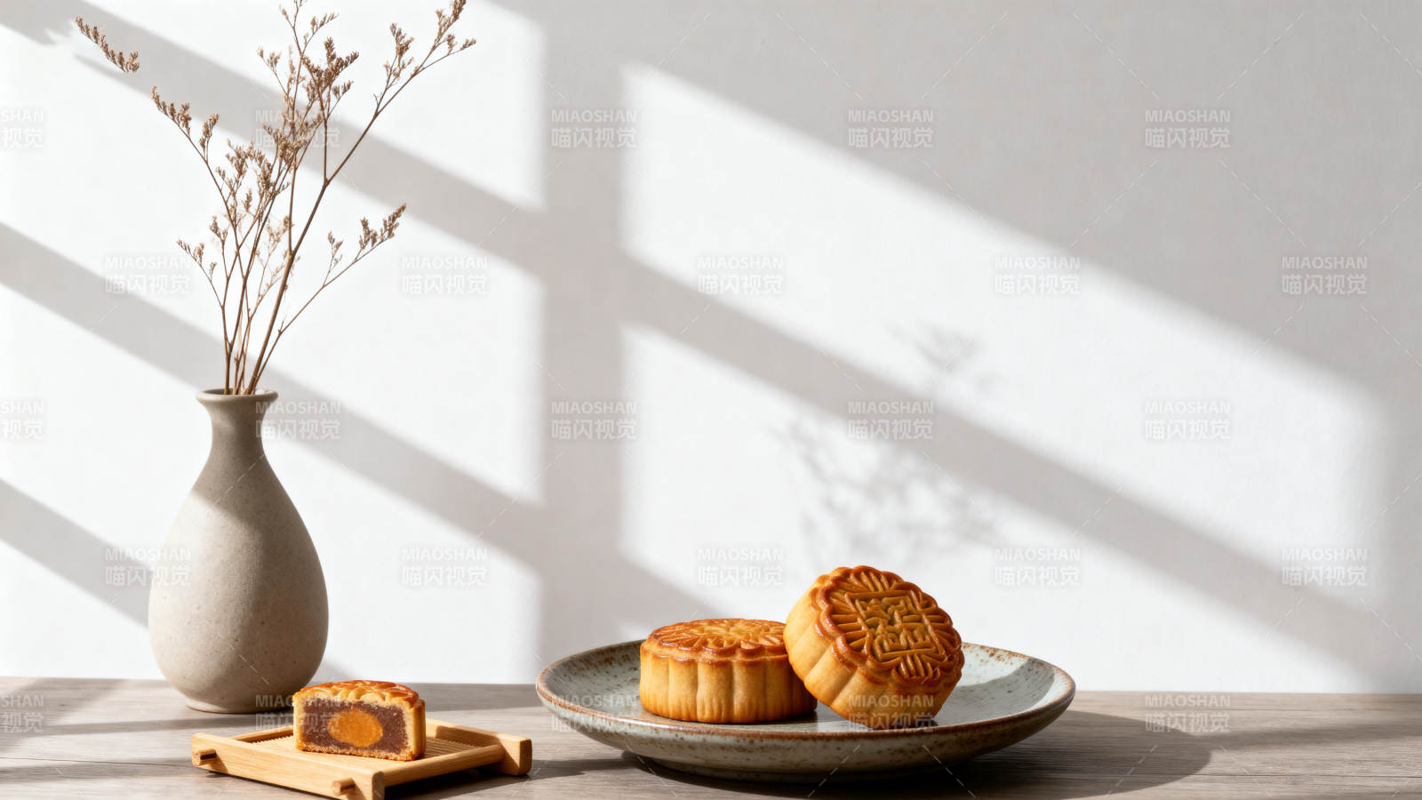 月饼静物光影图片