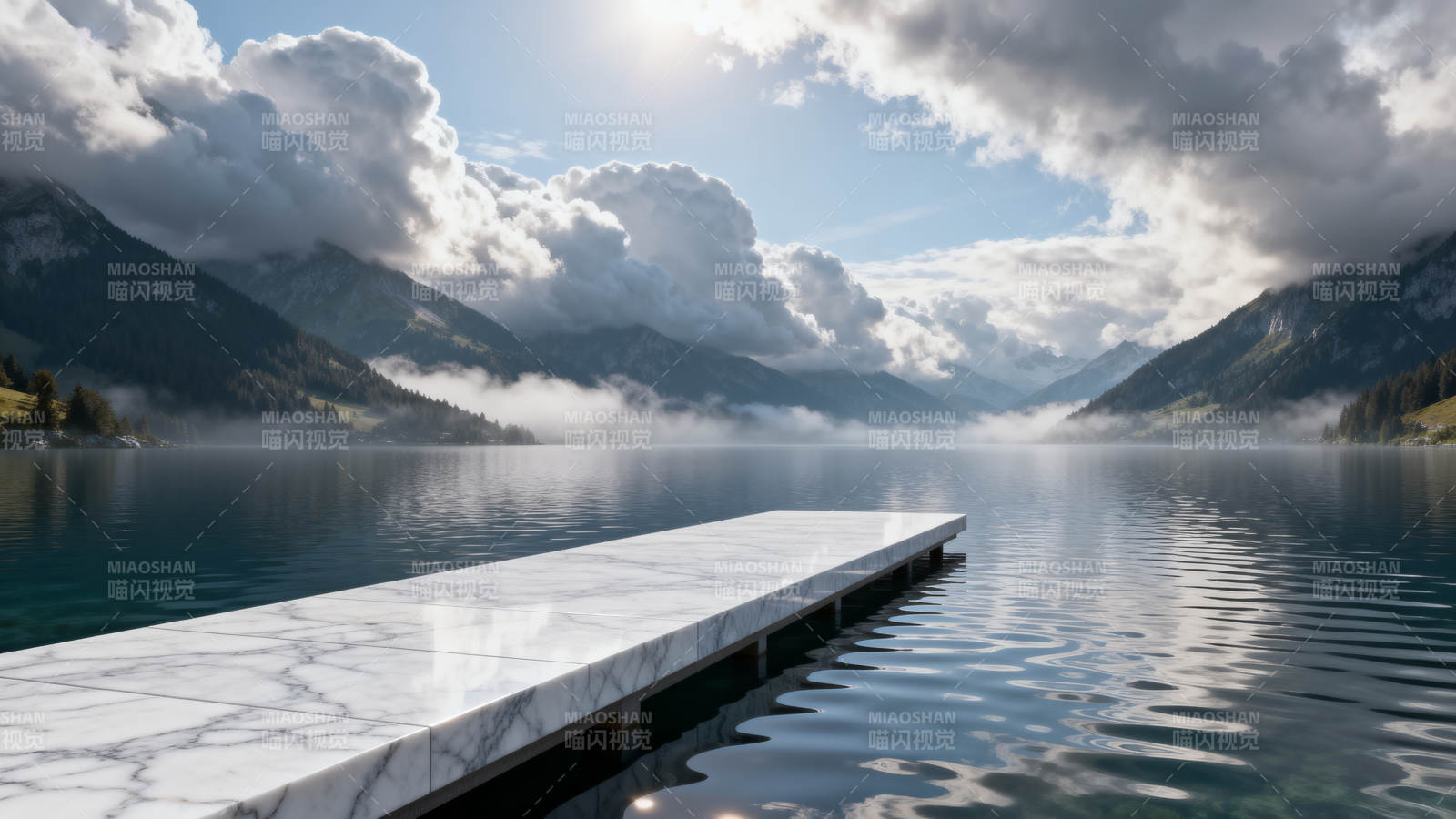 湖畔云影山色图片