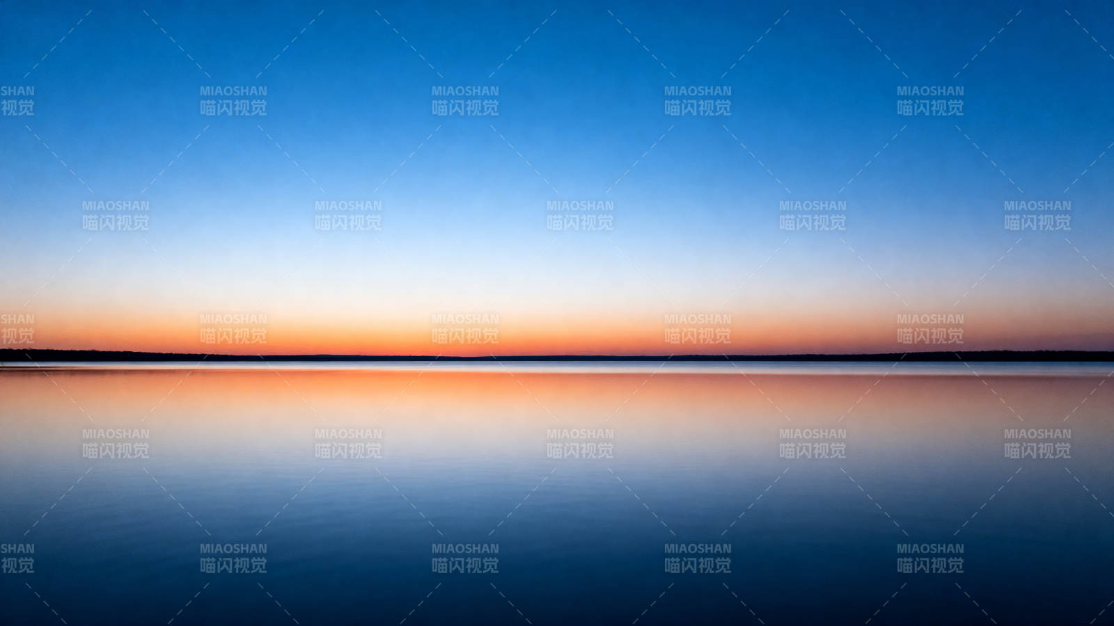 湖面晨曦静谧美图片