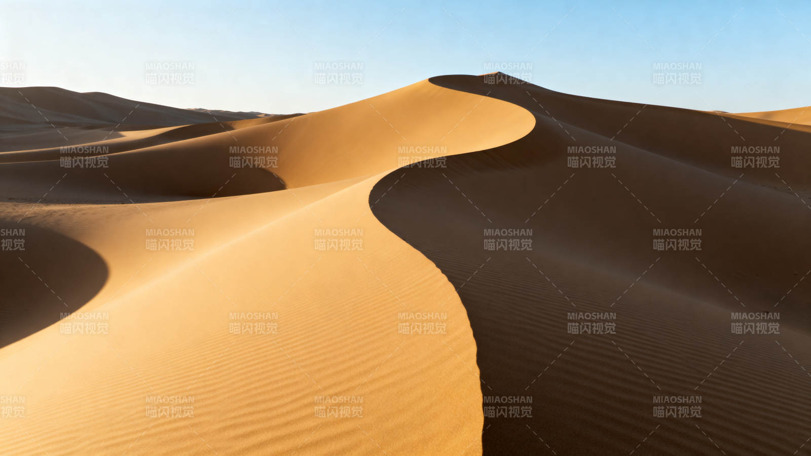 沙漠沙丘风光图片