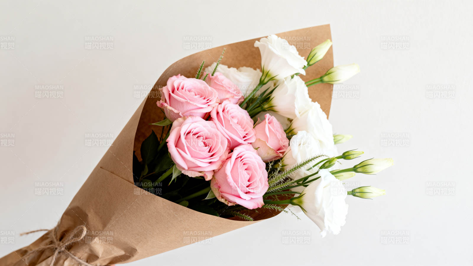 粉色玫瑰花束图片