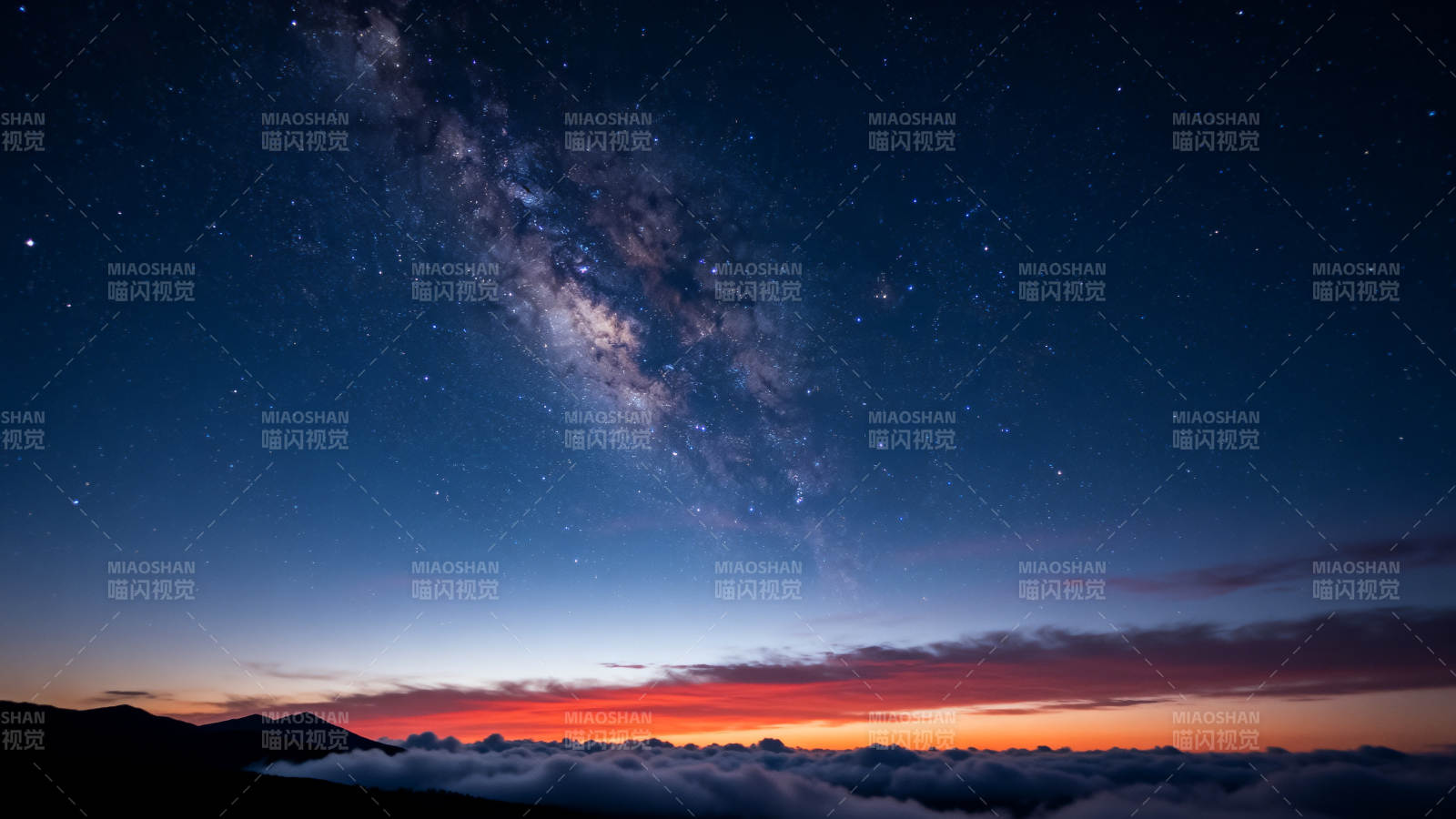 银河璀璨夜空图片