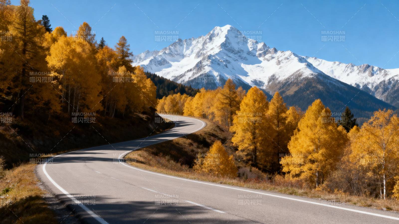 秋山公路美景图片