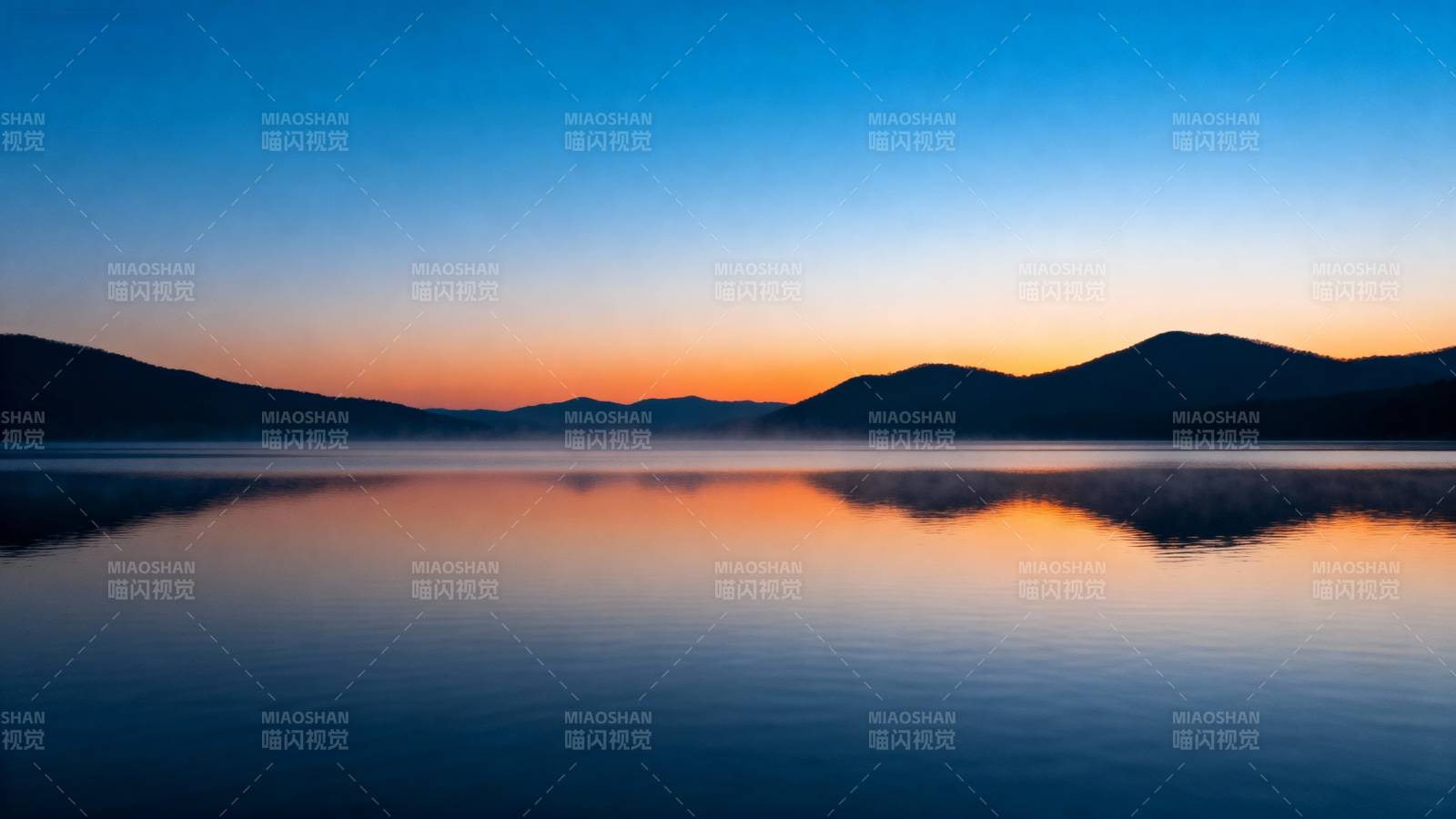 湖光山色映晚霞图片