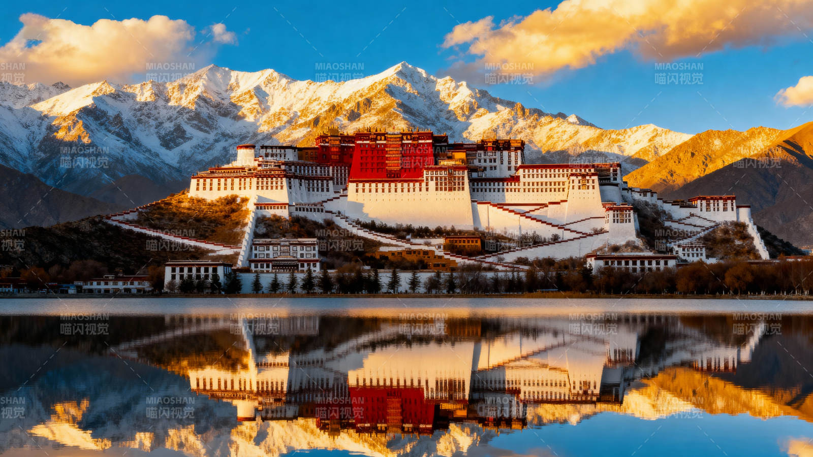 布达拉宫倒影图片