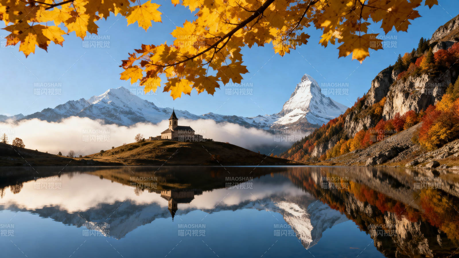 秋湖倒影山景图片