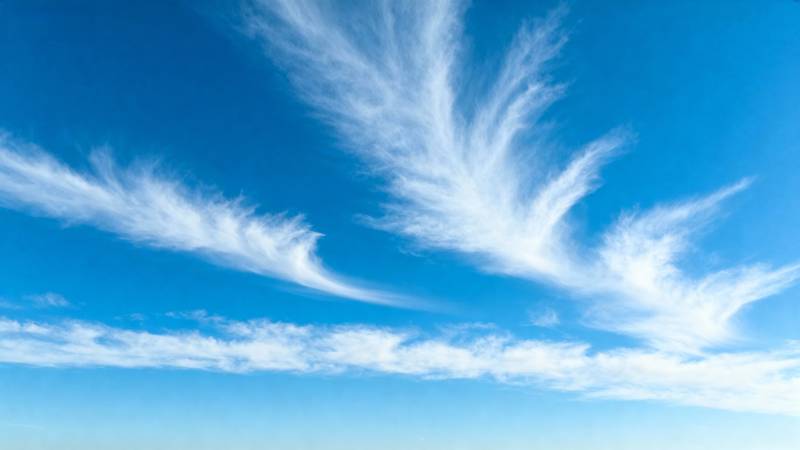 蓝天白云如画图片