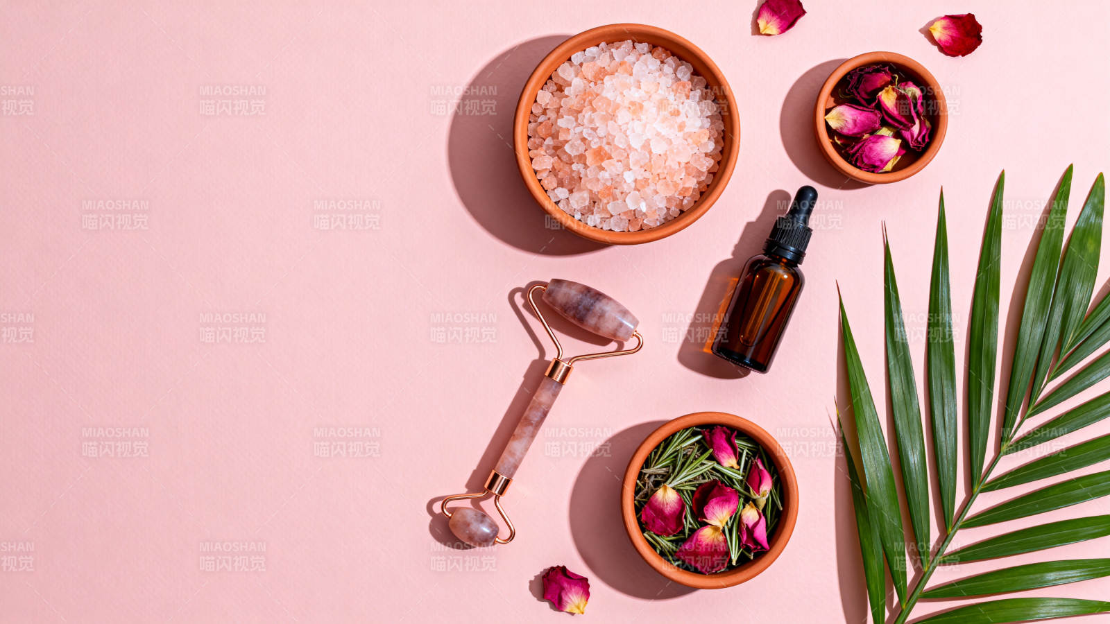 玫瑰护肤套装图片