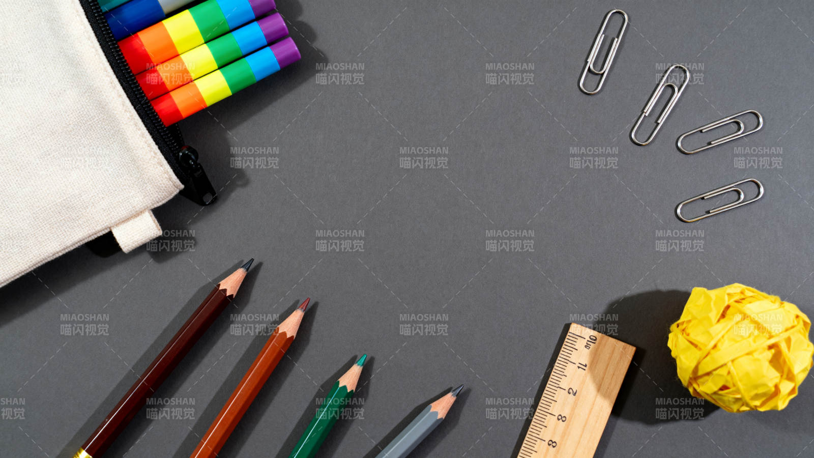 文具静物图图片