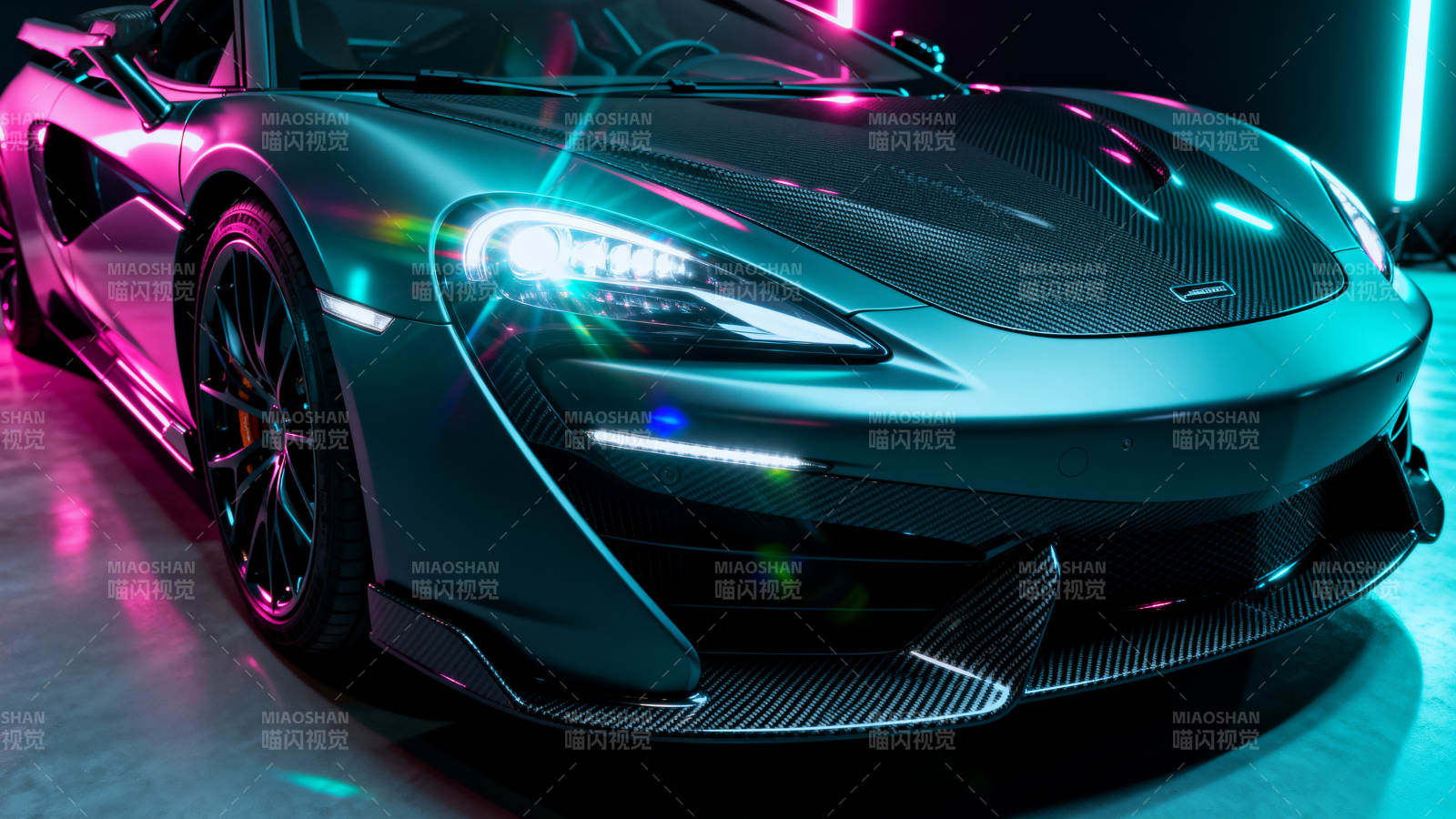 炫彩超跑夜光闪耀图片