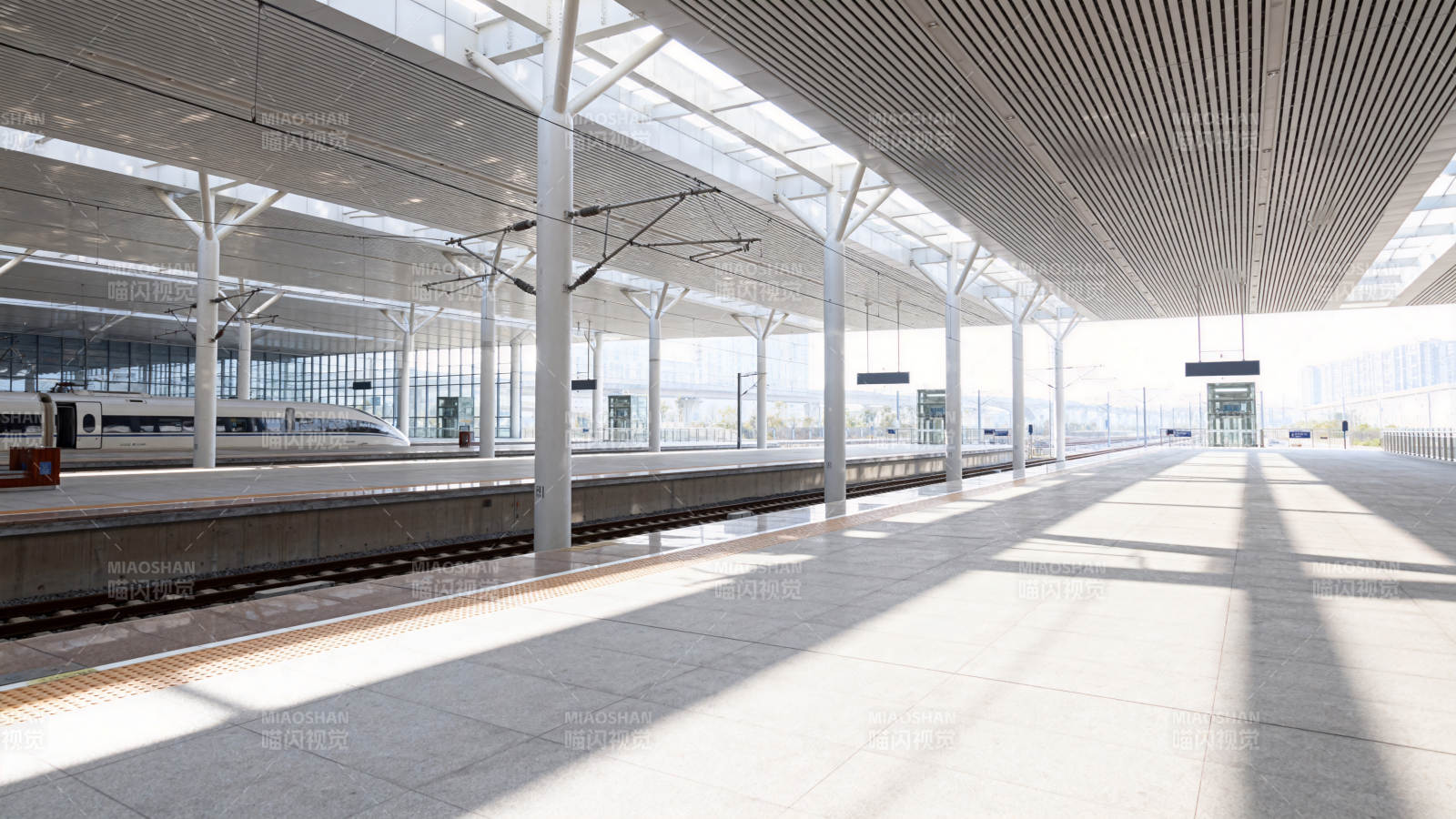 现代高铁站台图片