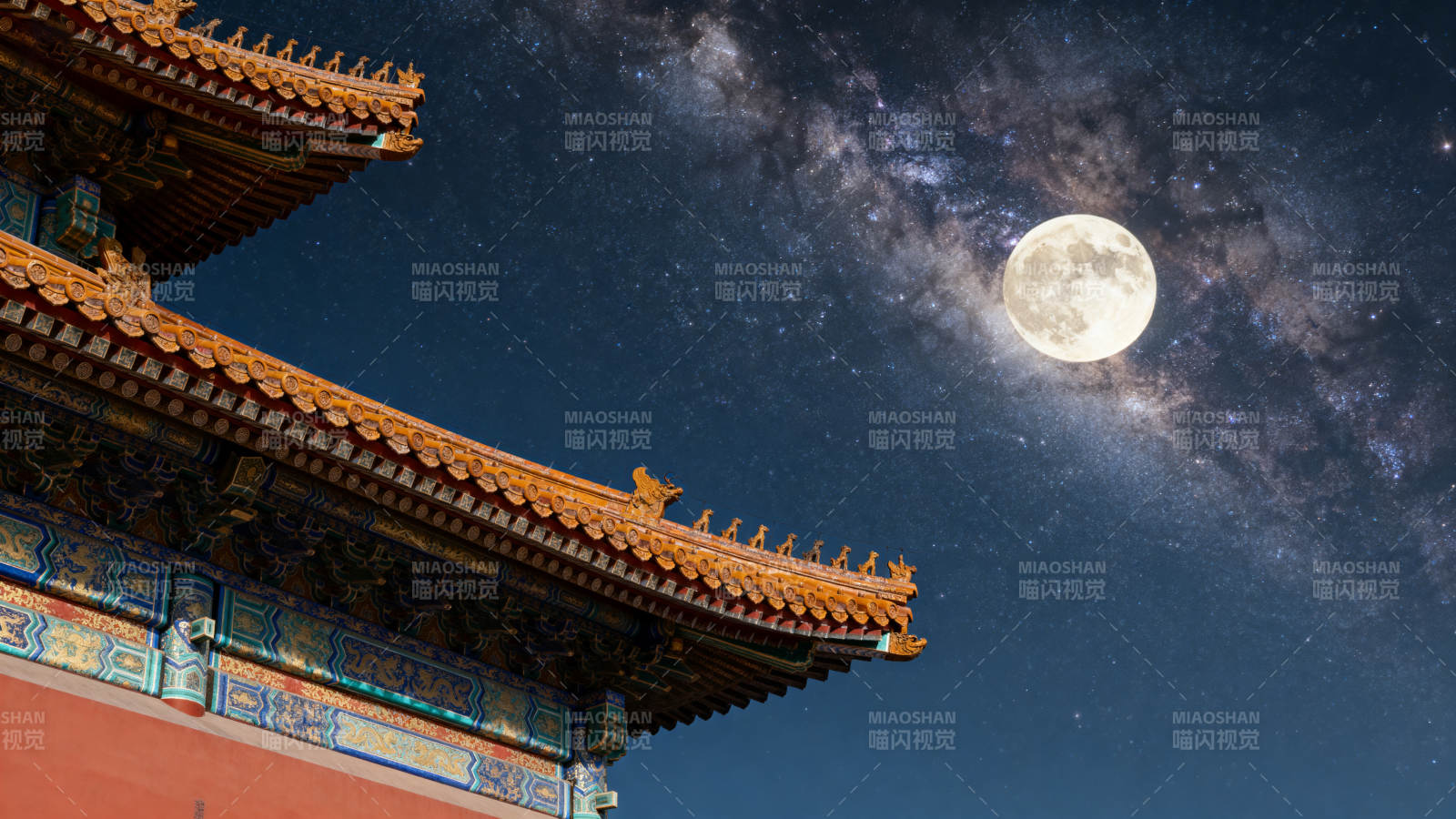 古殿夜月银河图片